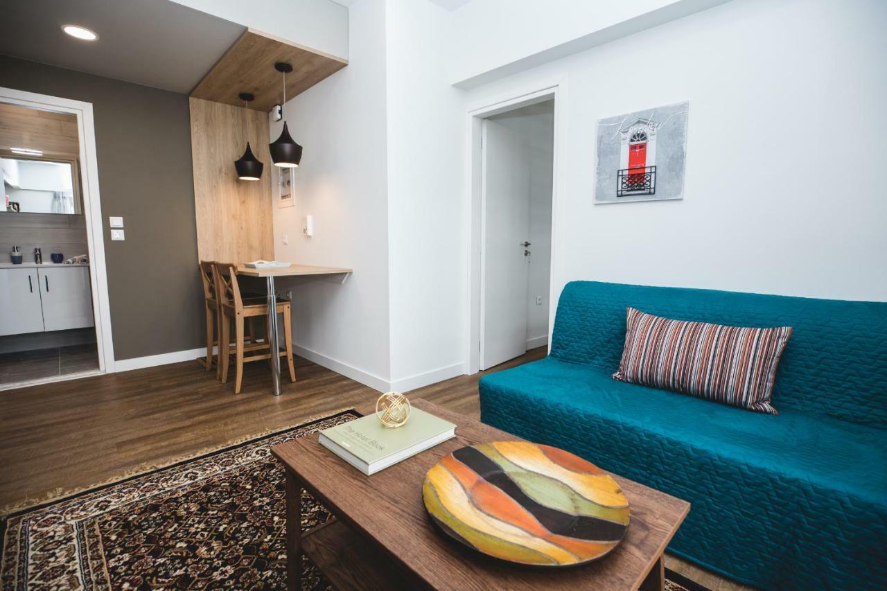 Ziva Apartment - 4Th Floor - Renovated 2019 Athens Luaran gambar